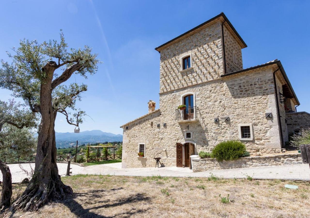 Agriturismo Torre Gialluise Gesualdo Εξωτερικό φωτογραφία