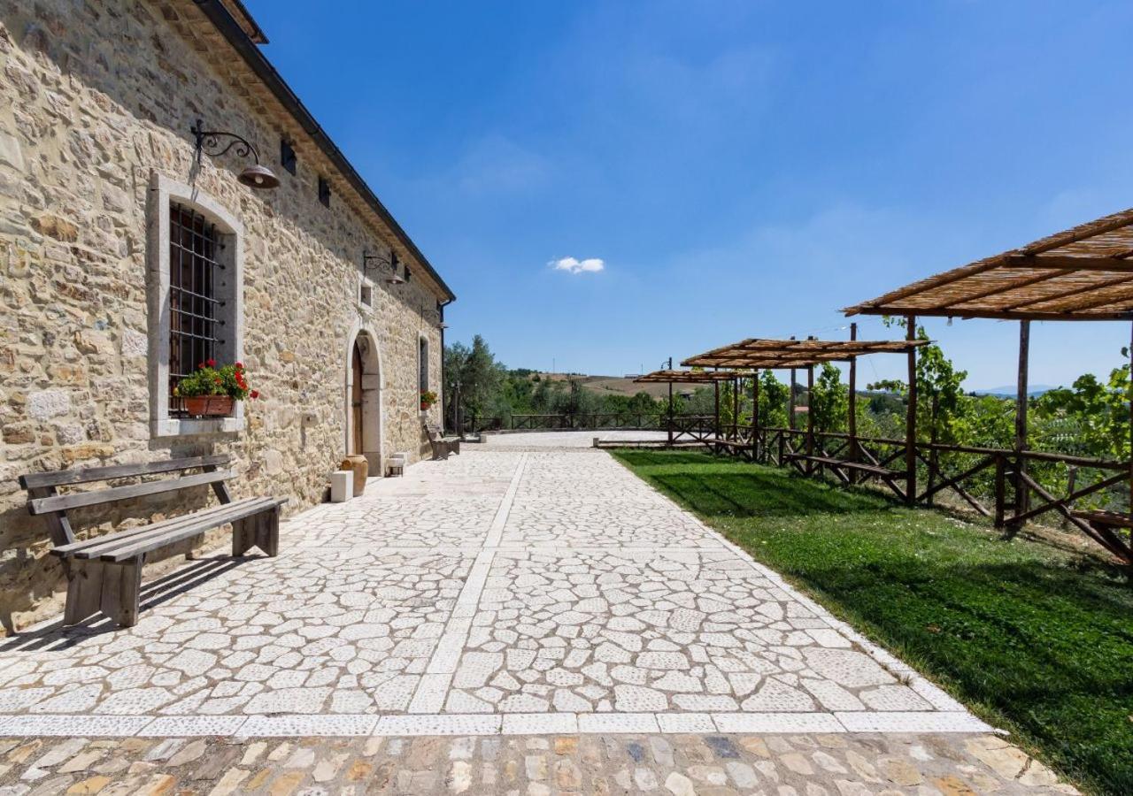 Agriturismo Torre Gialluise Gesualdo Εξωτερικό φωτογραφία