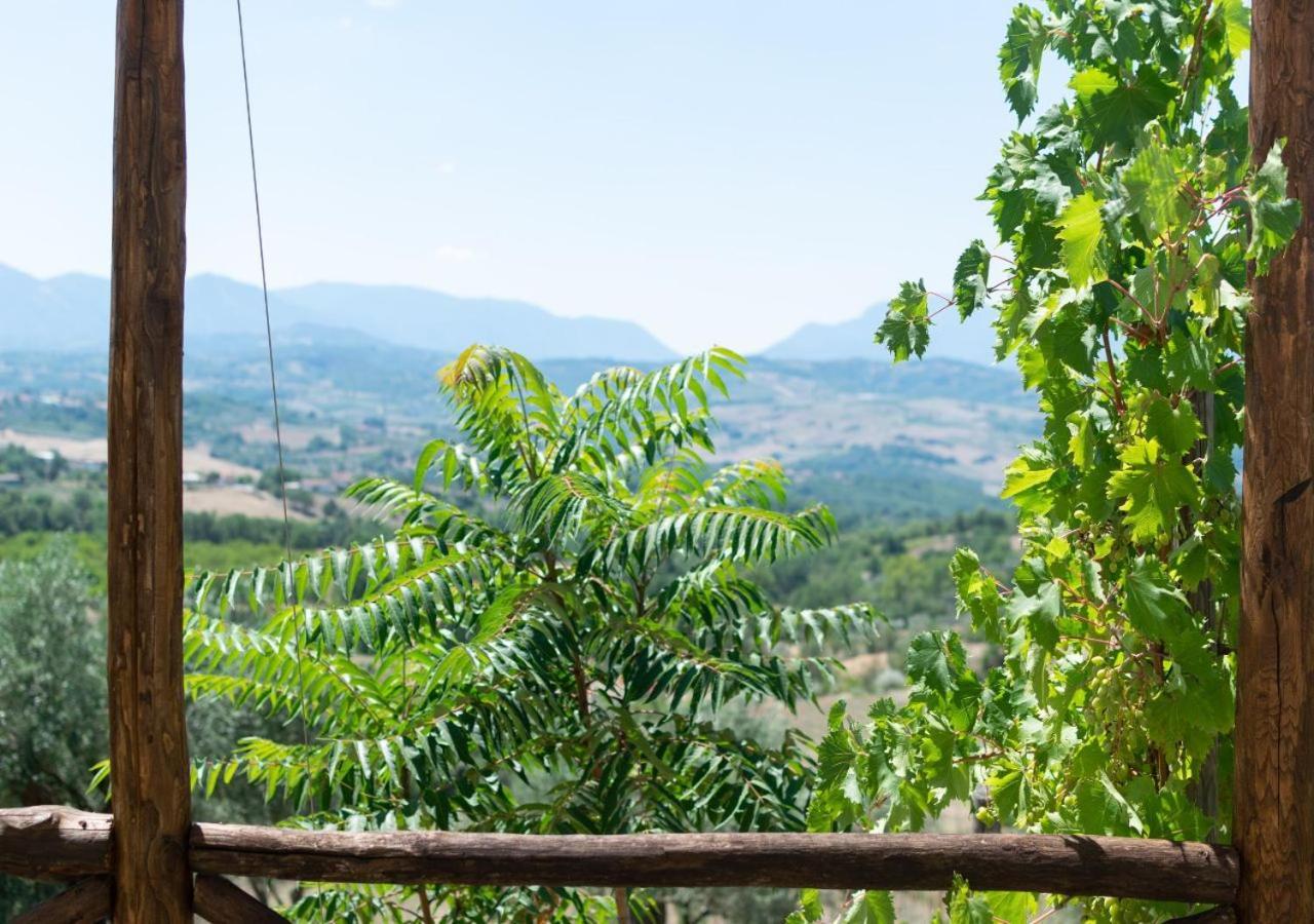 Agriturismo Torre Gialluise Gesualdo Εξωτερικό φωτογραφία