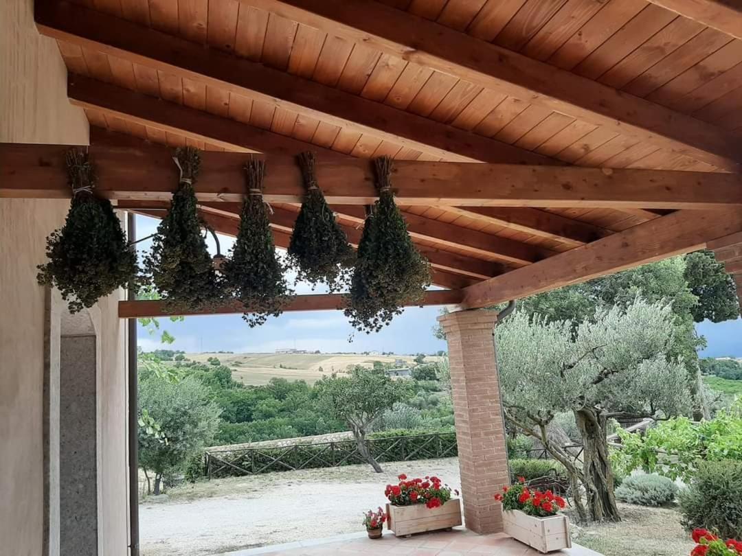 Agriturismo Torre Gialluise Gesualdo Εξωτερικό φωτογραφία