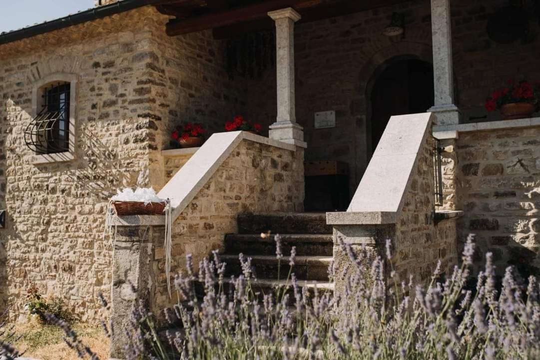 Agriturismo Torre Gialluise Gesualdo Εξωτερικό φωτογραφία