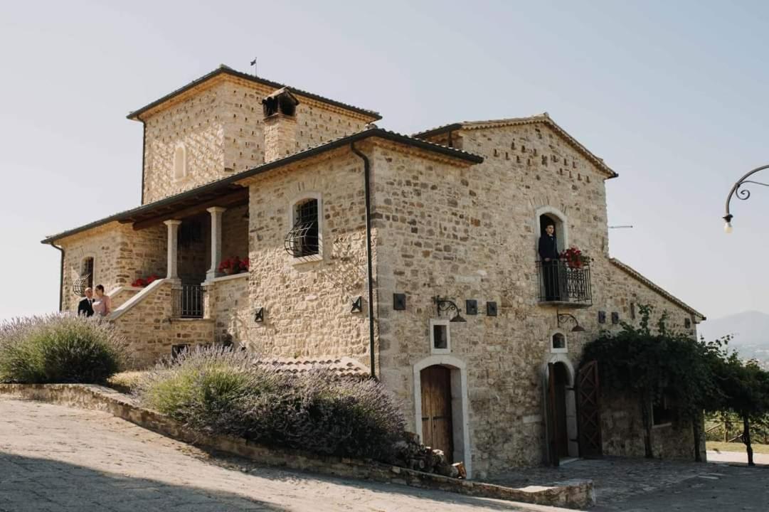 Agriturismo Torre Gialluise Gesualdo Εξωτερικό φωτογραφία